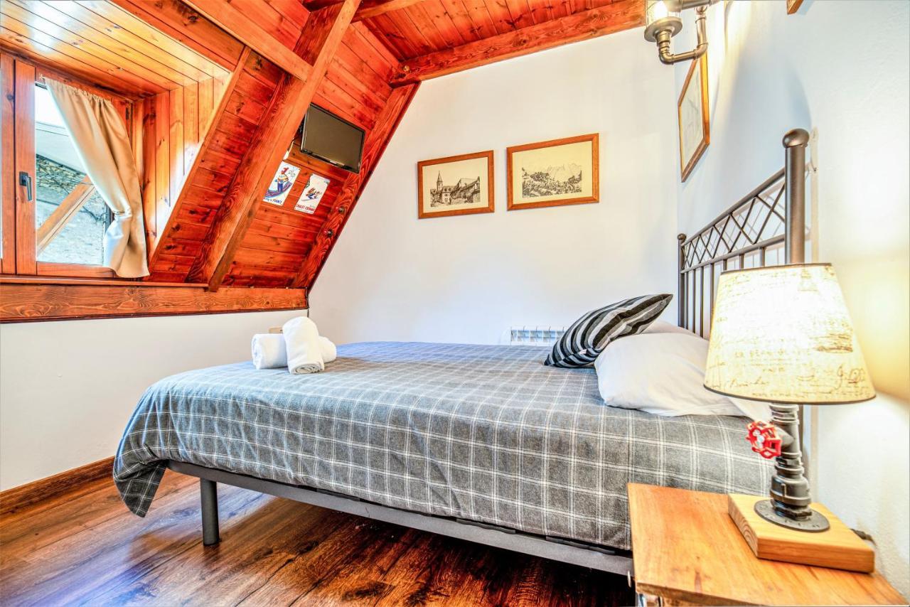 Apartamentos Aran Montcorbau Ngoại thất bức ảnh