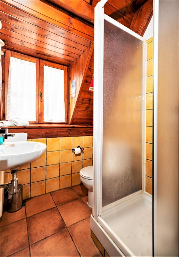 Apartamentos Aran Montcorbau Ngoại thất bức ảnh